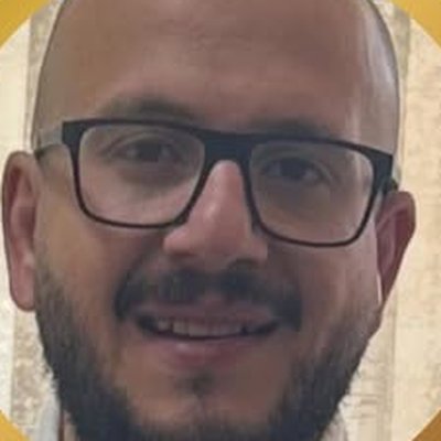 معتز فخوري
