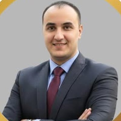 ايمن البايض